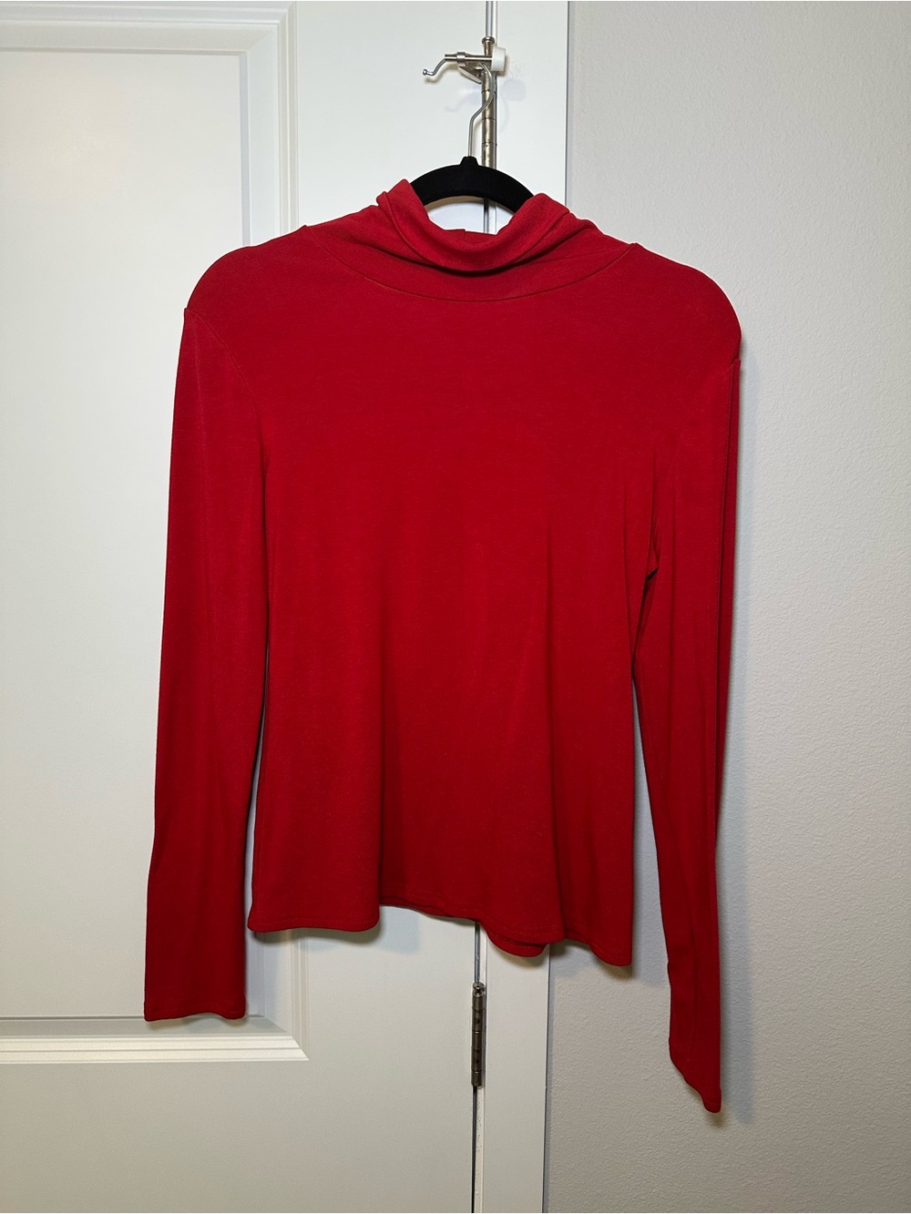 Women's Red Long-Sleeve Turtleneck Tee
